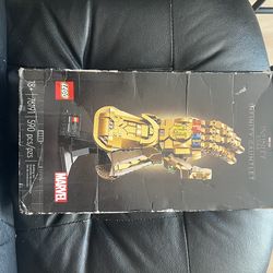 Marvel infinity gauntlet Lego set