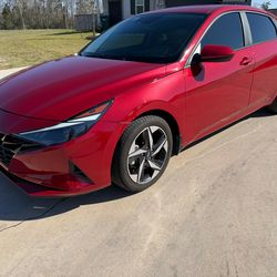 Hyundai Elantra 2023