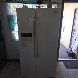 LG Fridge For SALE!!!!