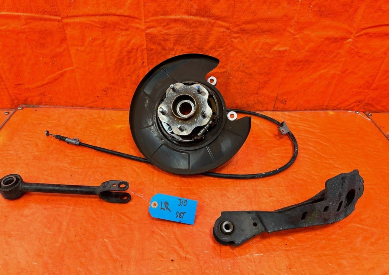 08-15 INFINITI G37 Q60 - LEFT REAR - SPINDLE KNUCKLE HUB OEM FACTORY #310
