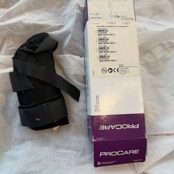 ProCare Comfort Form Wrist Thumb Brace Right small 79-8703