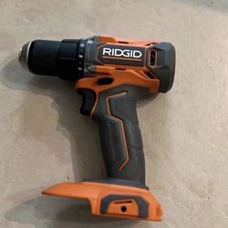 Ridgid 18V Cordless 1/2 in. Drill/Driver ( Tool Only )