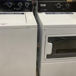 COMERCIAL WASHER AND DRYER NEW 