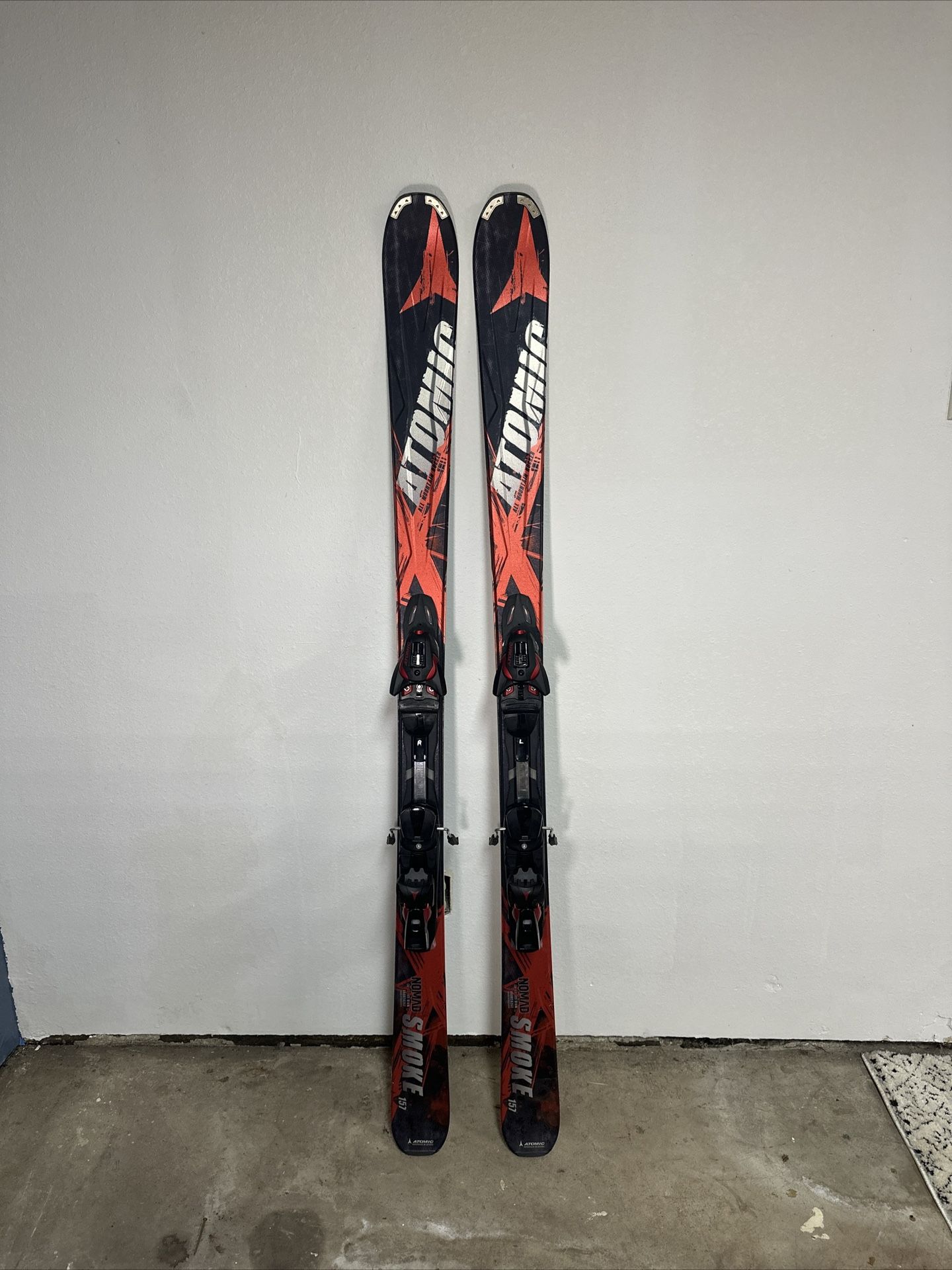 ATOMIC NOMAD SMOKE 157cm スキーセット ATOMIC NOMAD SMOKE 157cm ATOMIC NOMAD SMOKE 157cm スキーセット