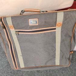 Travel Suit/ Dress Ricardo Beverley Hills Bag