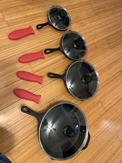 Cast Iron Skillet Set - Like New