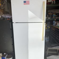 Refrigerator 18cu Fridge 