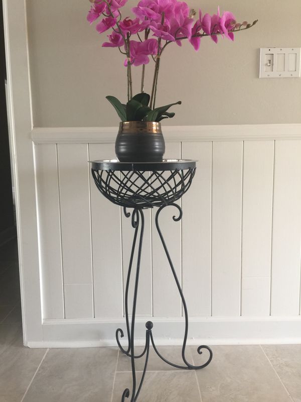 Wrought iron plant stand for Sale in Phoenix, AZ OfferUp