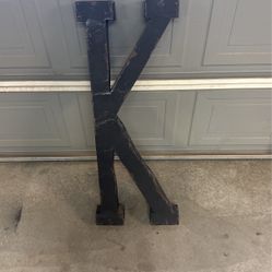 Large K Sign