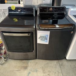LG WASHER AND GAS DRYER SET 