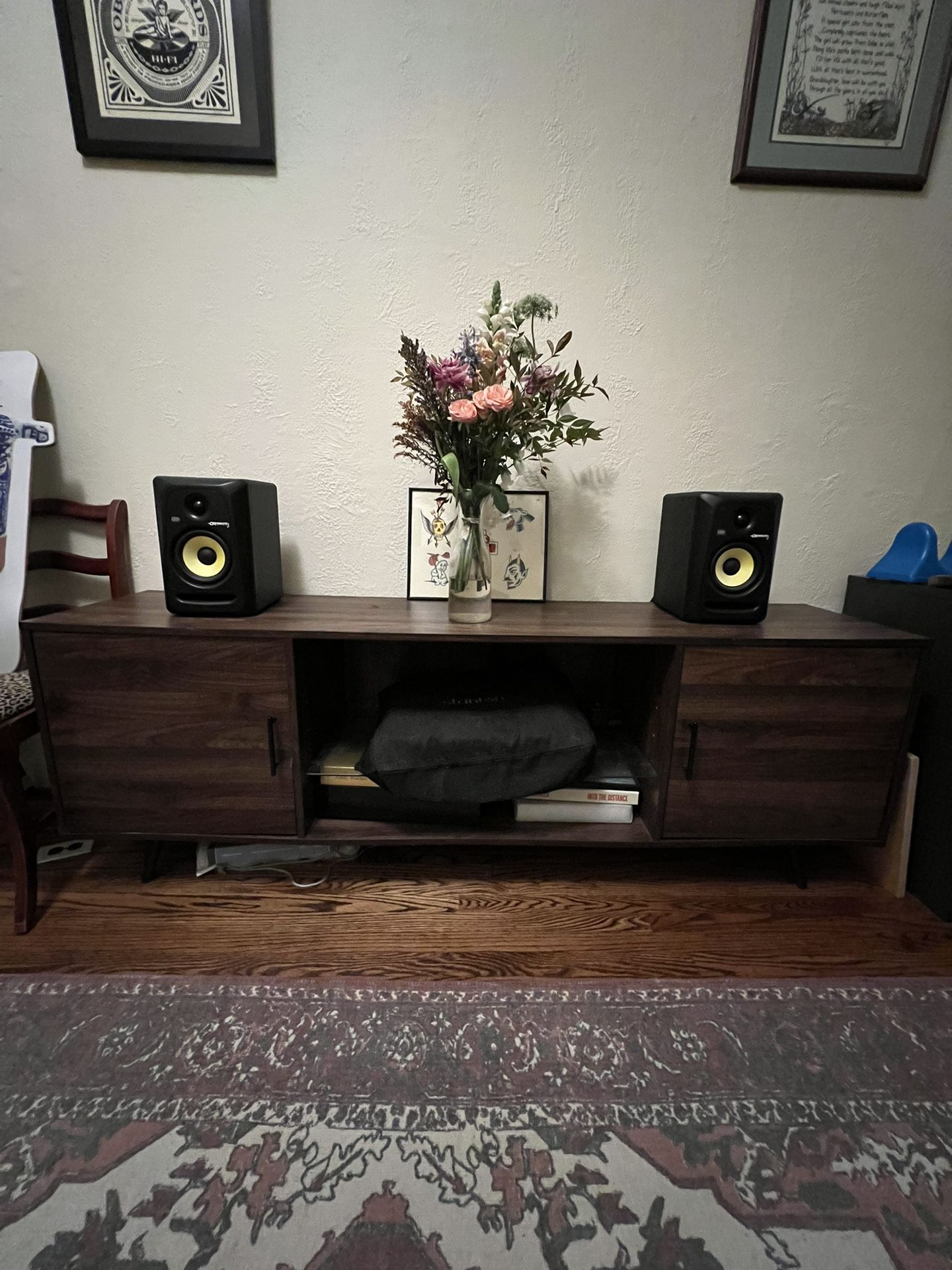 Brown Mid Century Media/Entertainment Stand