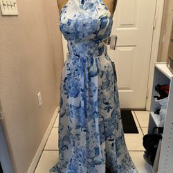 NWT Morgan & C Junior’s Blue And White Floral Prom Dress Size 9