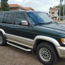1999 Isuzu Trooper