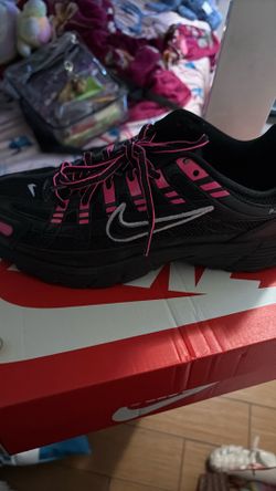 Nike Women Shoes