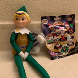Elf On The Shelf, Elf Meats TOY MAKER  Comes With The Scarf And The Earmuffs Plus Elf On The Shelf, Animated Specials Minis All 8