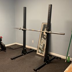 Body Solid Squat Rack - Great Condition