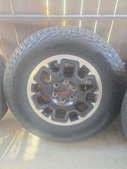 Toyota Tundra TRD wheels A/T tires