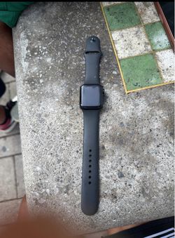 Apple Watch SE 2nd generation 44mm  minor  scratch