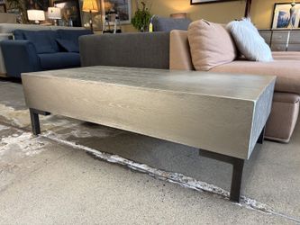 ASHLEY Rasmin Silver Rectangular Cocktail Table