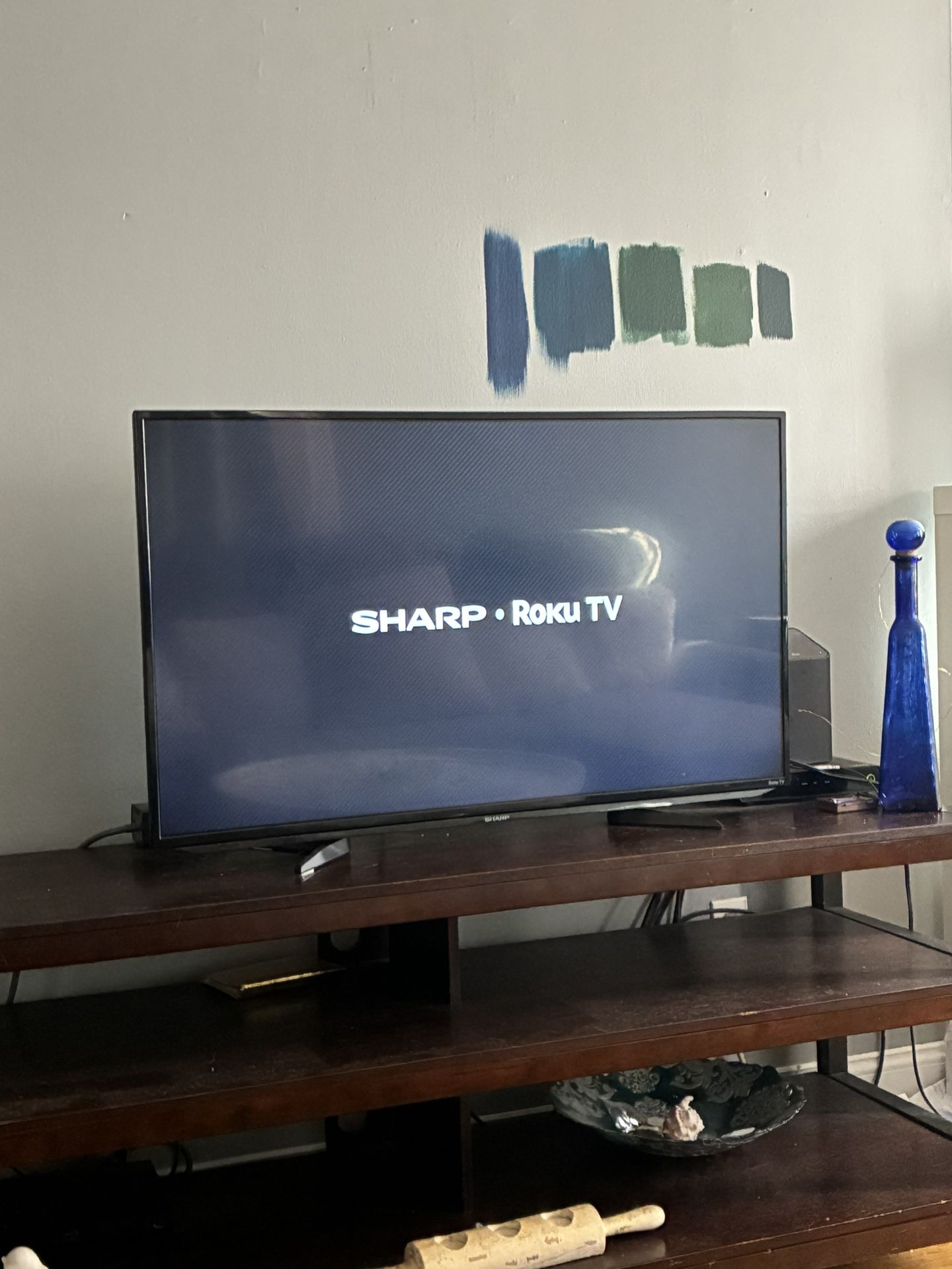 36 inch TV (sharp) 