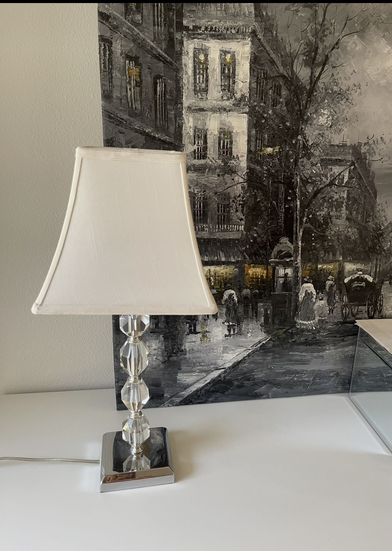 $25 each Table lamps (2 available)