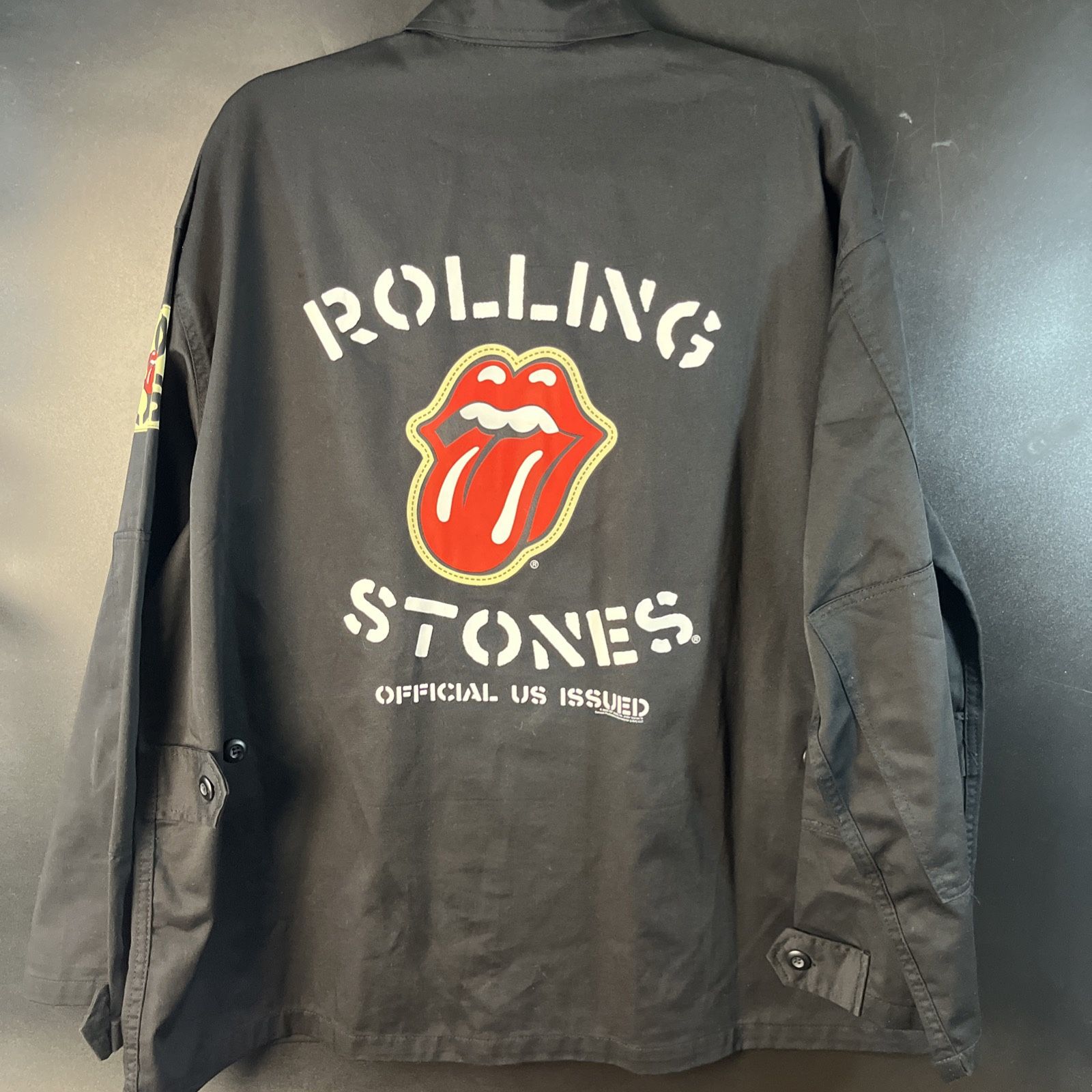 Rolling Stones Tongue Shirt Jacket 2005 Concert Tour XL Men's XL - Seems to Run Big. Like new or new - never worn or minimal