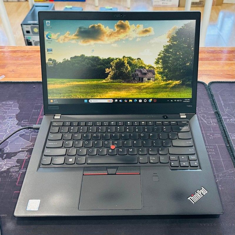 Lenovo 14” T480S Core i5-8350u 1.90Ghz 8GB 256GB SSD Windows 11 Pro