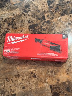 Milwaukee M12 3/8” ratchet never been opened
