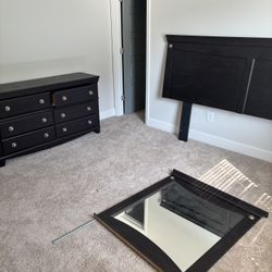 Bed Frame, Dresser And Mirror Set 