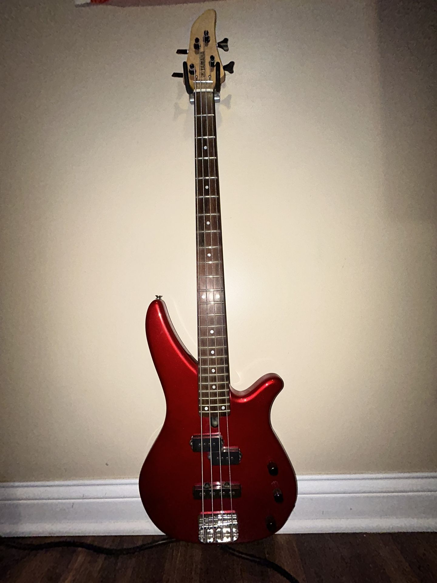 Yahmah Bass Guitar Beginner