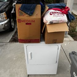 Dryer And Clothes 