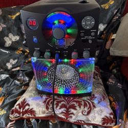 Speaker With Mike 