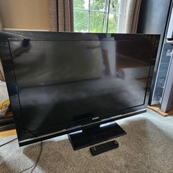46" Sony LCD Digital Color TV 