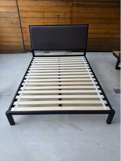 Metal bed frame wth fabric headboard- Size Full