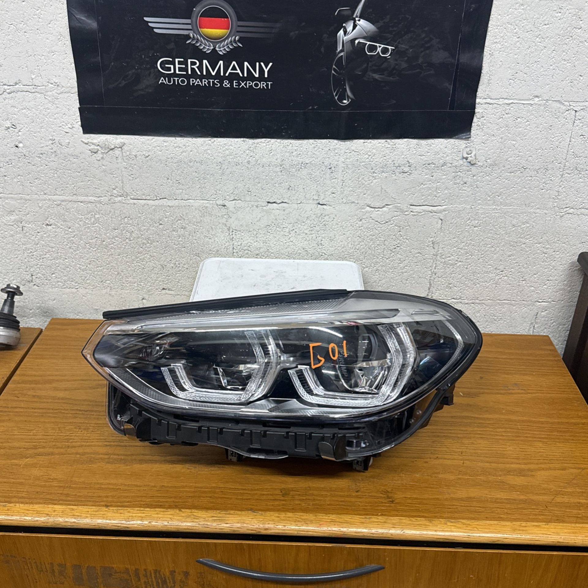 Bmw G01 G02  Lh Headlamp Adapthive Oem