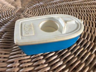 Vtg Fisher Price Little People play family White Blue Boat 985 Dinghy Floating