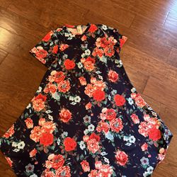 Woman’s Boutique lara Floral Dress Shipping Avaialbe 
