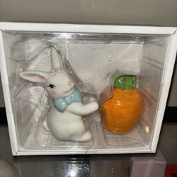 Hoppers Lane Easter Salt & Pepper Shakers Collection