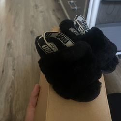Kids Black Ugg Slippers
