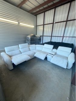🔥 Aiden & Ivy Monroe 6-Piece Power Reclining Sectional 🔥