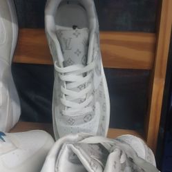 Tennis Shoes 