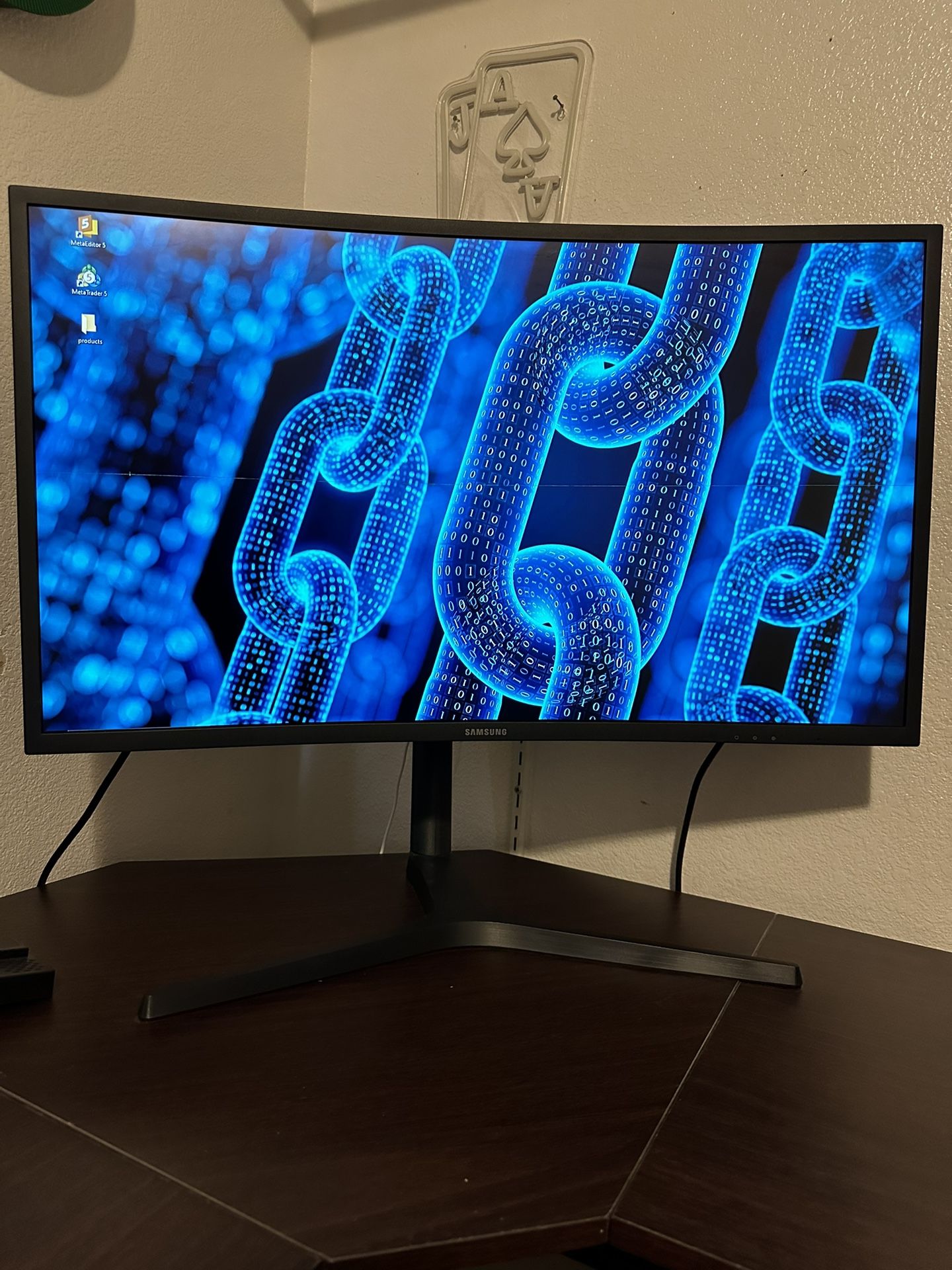 Samsung C32HG700ON curved monitor
