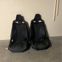 Can-am 2023 Maverick R Seats 