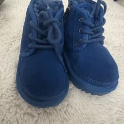 Toddler Uggs Size 8
