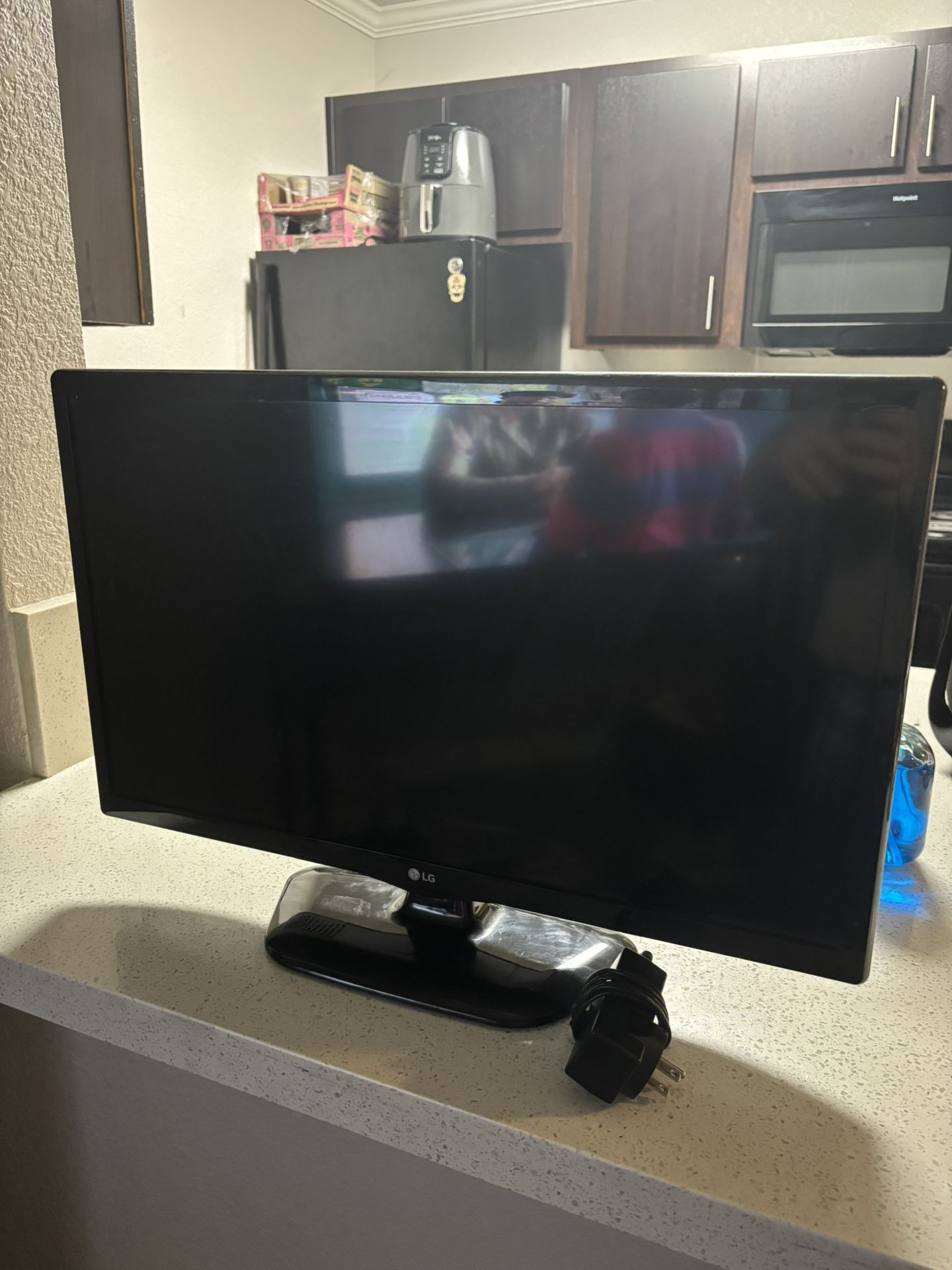 LG 24” TV