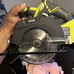 Ryobi 18v One+ 5 1/2 Circular Saw