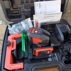 Leica Lino L2P5G All In One Cross-Line and Point Laser Tool, Green