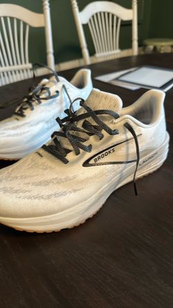 Men’s Brooks running shoes for sale