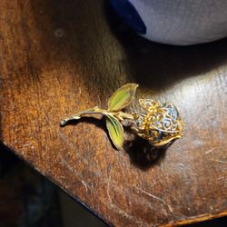 Vintage Flower Pin