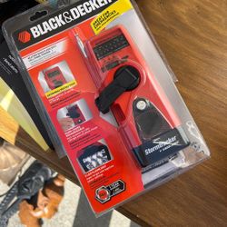 New Emergency Radio And Flashlight